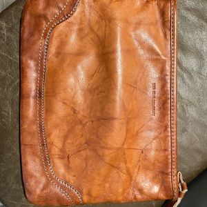 Frye campus zip pouch